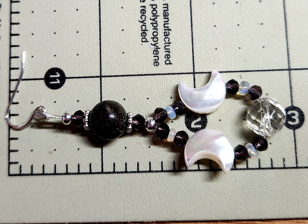 Double Crescent with Larvikite