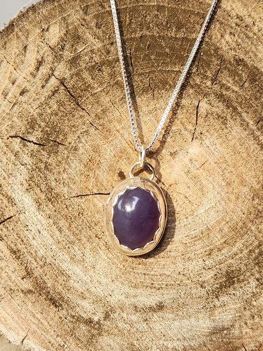 Purple Chalcedony Pendant w/chain